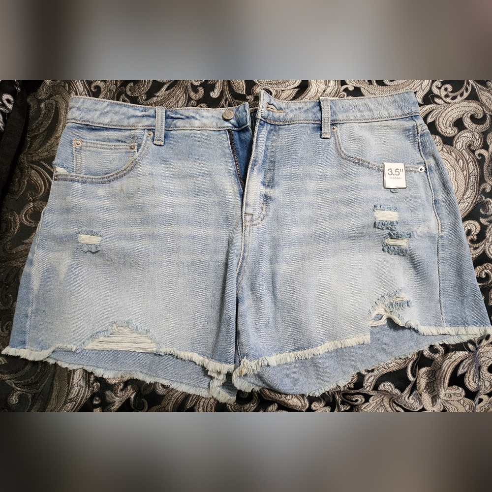 Time and Tru Light Blue Distressed Women's Jeans